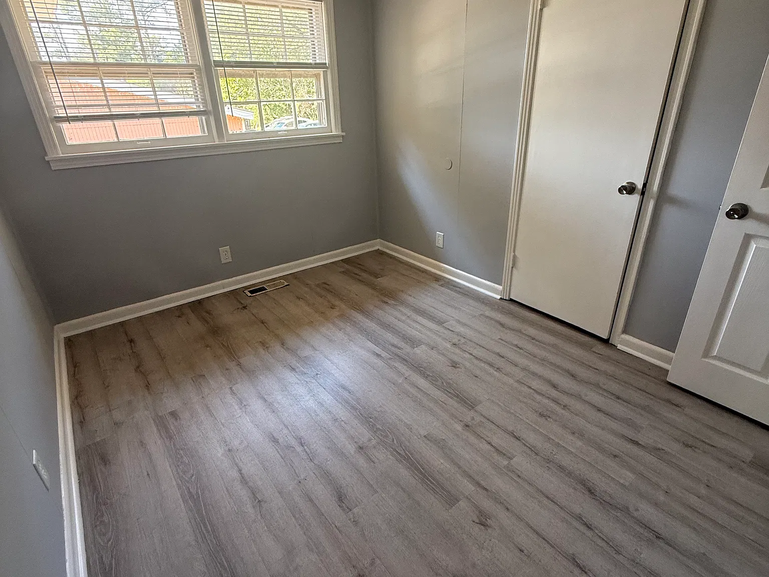 Clayton Dr Duplexes — Photo 2