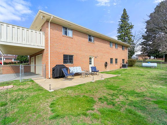 5th image of 507 Tinker Bell Cir