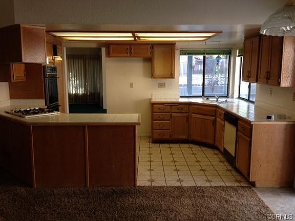 3rd image of 25400 Sand Creek Trl