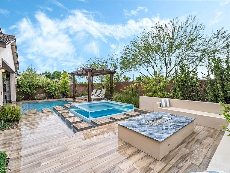 3084 Amoruccio Ct — Photo 24
