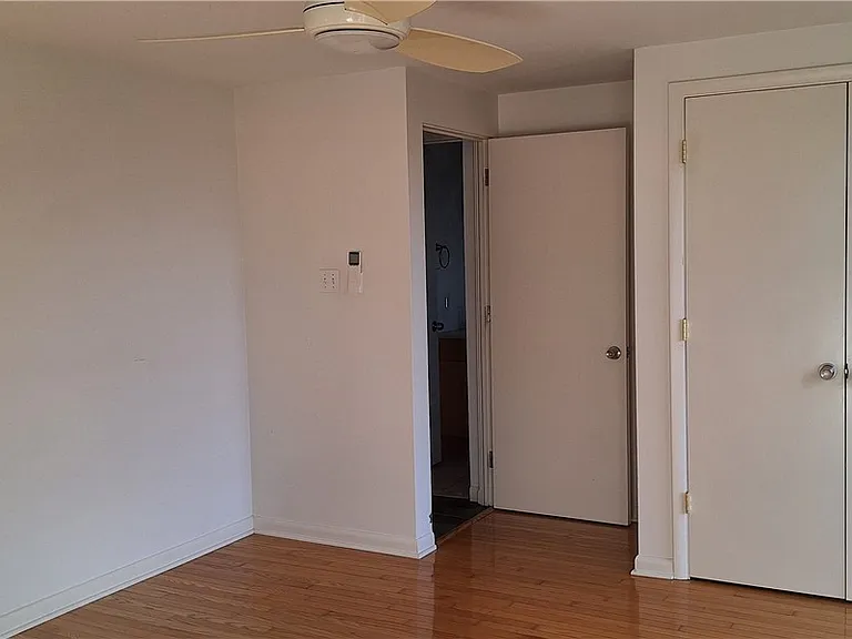 90 E Woodland Rd — Photo 35