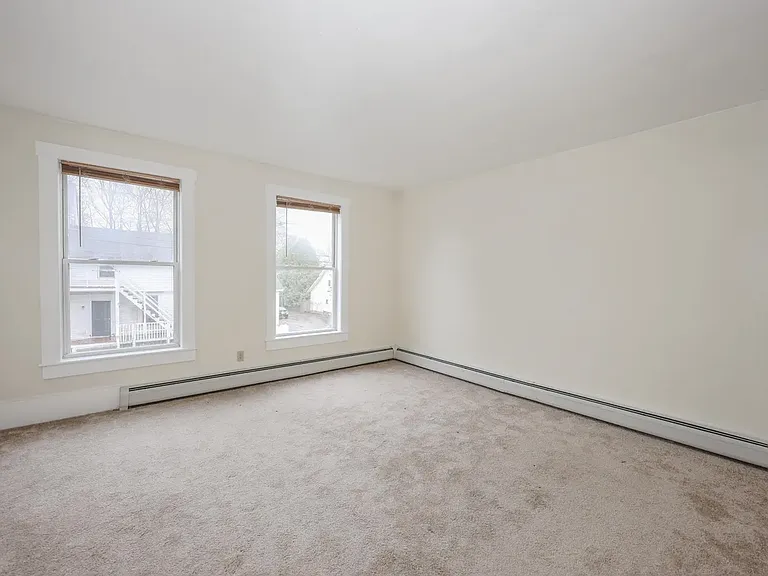 14 Chestnut St #2 — Photo 12