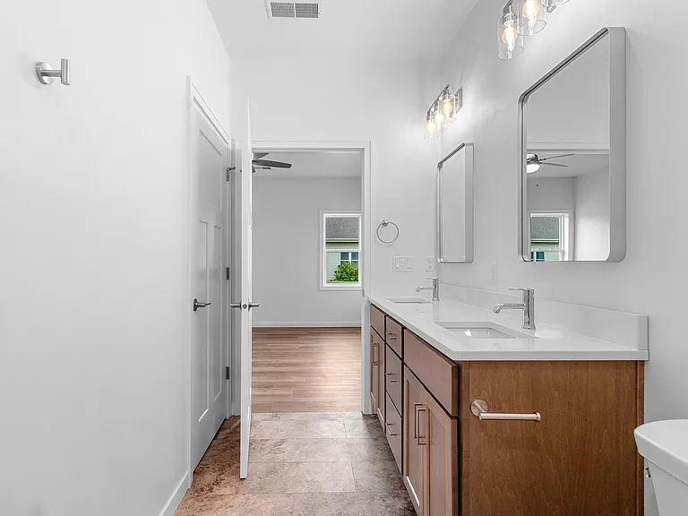 2718 Saffron Pl — Photo 18