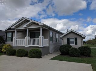 8841 White Crane Way, Oak Harbor, OH 43449