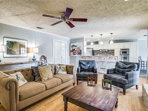 5th image of 7021 Miramar Cir