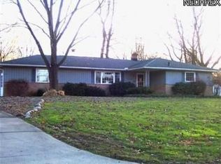 4308 Flesher Dr, Barberton, OH 44203
