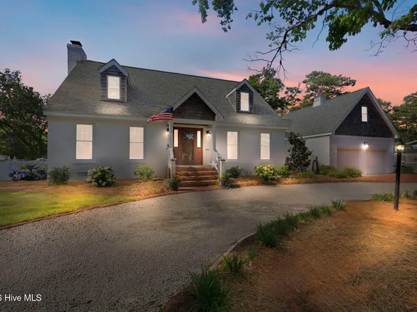 218 Lands End Road, Morehead City, NC 28557