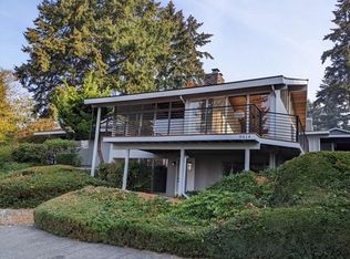 9414 NE 1st St, Bellevue, WA 98004