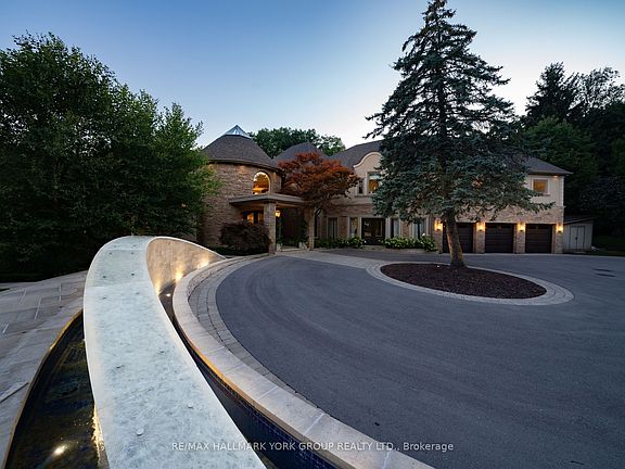 4th image of 24 Dew Drop Ct