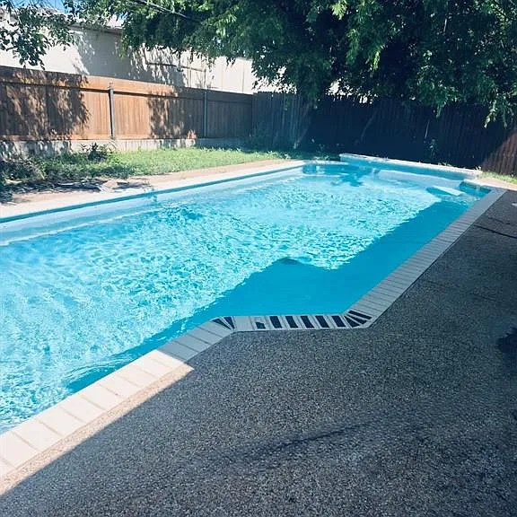 1902 Aspen Dr — Photo 5