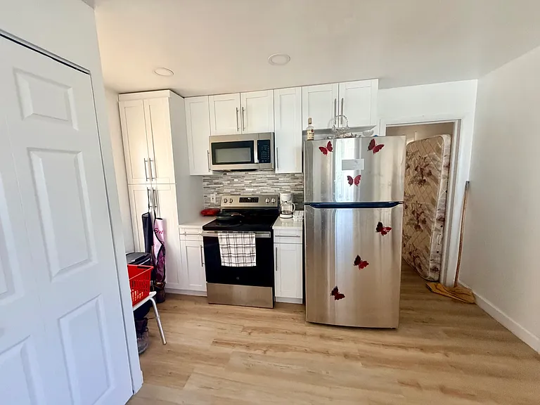 443 Wilder St #2 — Photo 11