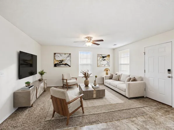 8921 Camshire Cir, Pensacola, FL 32507