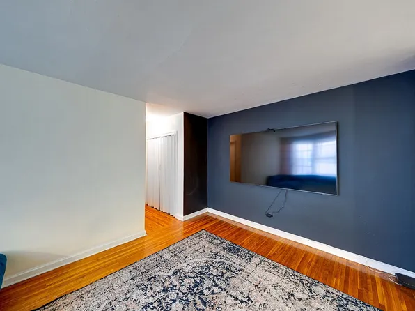 373 Avenue S #2E, Brooklyn, NY 11223