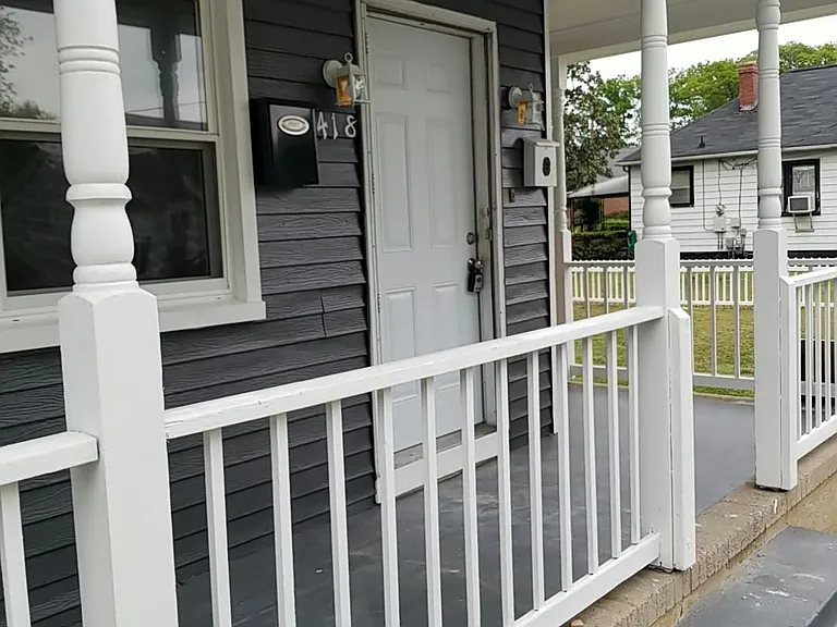 418-1 Hunt Ave #1 — Photo 2