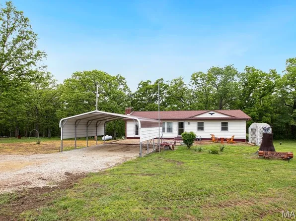 1066 Sun Meadow Rd, Bourbon, MO 65441