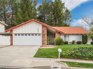 16653 Nearview Dr, Santa Clarita, CA 91387