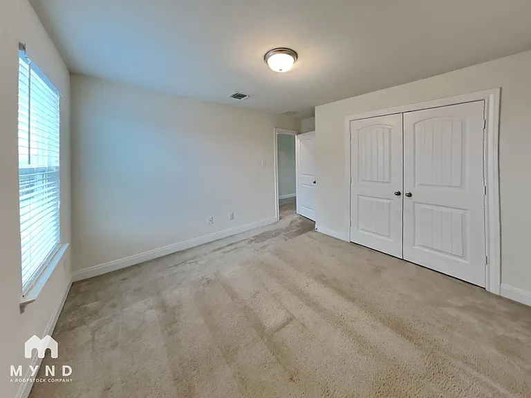 13725 James Buchanan St — Photo 19