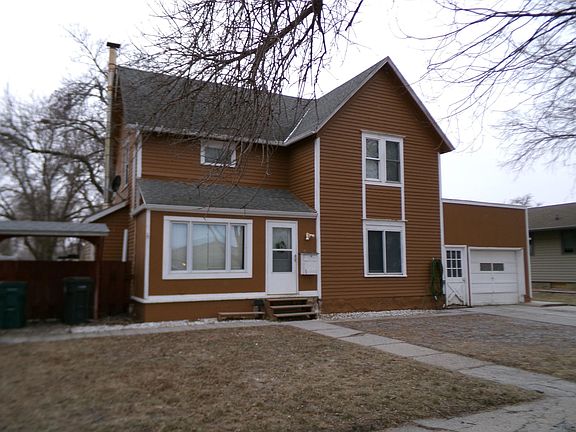 2nd image of 1127 Avenue F