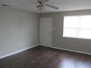 2nd image of 110 Zeta St