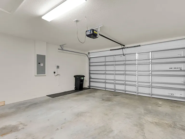 11302 SW 62nd Cir — Photo 13