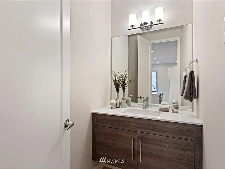 16372 NE 16th Ct — Photo 7