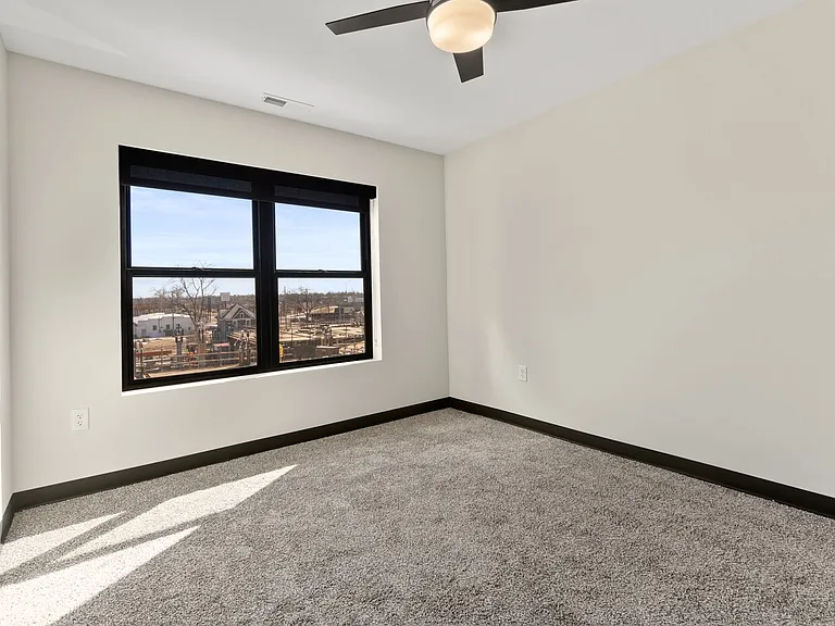 275 Lofts at Kingston Yard — Photo 116