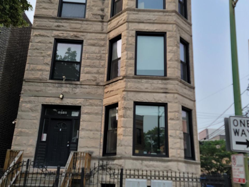 1st image of 2312 W Dickens Ave APT 1R