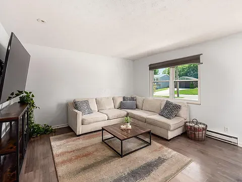 568 Wagon Wheel Ln — Photo 24
