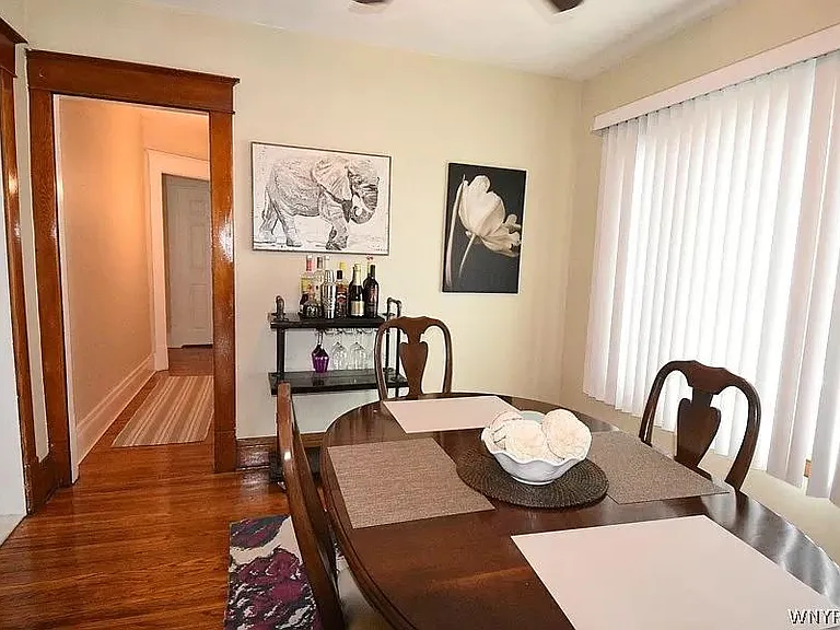 33 Shoreham Pkwy #1 — Photo 3