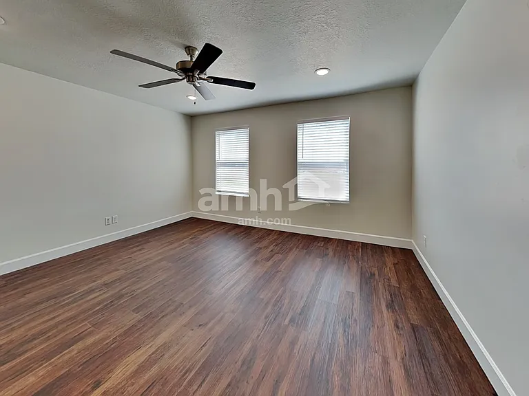 11016 S Trocadero Ave — Photo 11