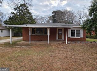 110 Lee St, Centerville, GA 31028