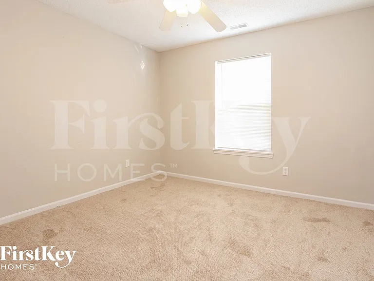 7608 Lake Vista Ln — Photo 11