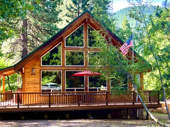 304 Rainbow Cir, Sierra City, CA 96125