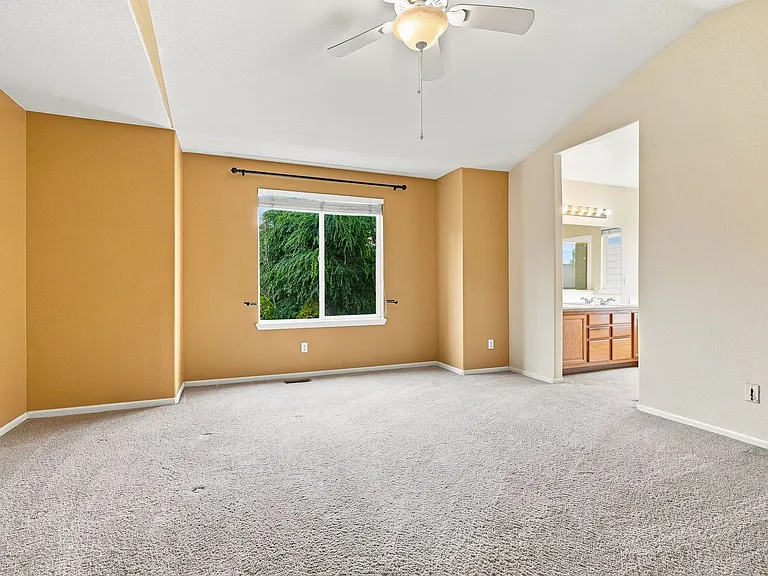 130 Rock Bridge Ct — Photo 11