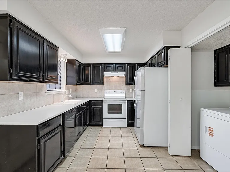 3801 Foust Trl #A — Photo 11