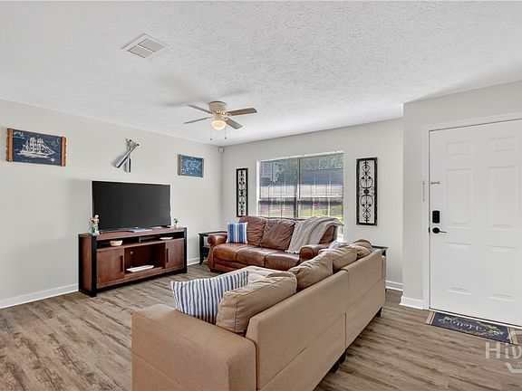 5th image of 332 Mapmaker Lane