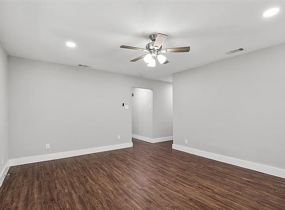 5th image of 1105 High Meadow Dr