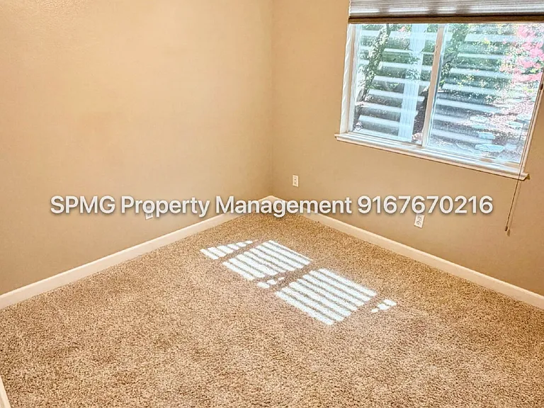 609 Granada Pass Dr — Photo 15