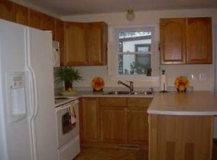 11 Tarbell St, Manchester, NH 03104