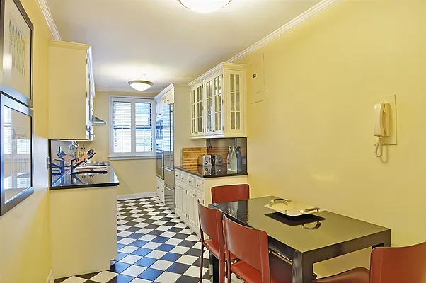 Sold by Corcoran | media 10