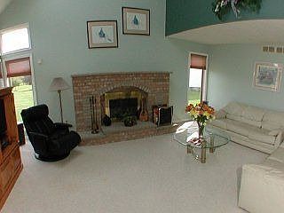 1st image of 10 Corral Dr