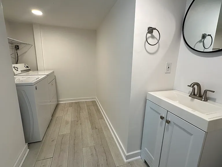 2232 W Rosedale St S #100 — Photo 31