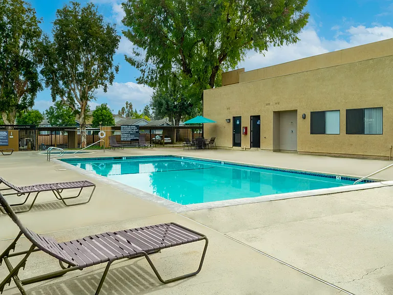 Rivera Apartments — Photo 12