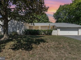 5970 Clover Rd, Harrisburg, PA 17112