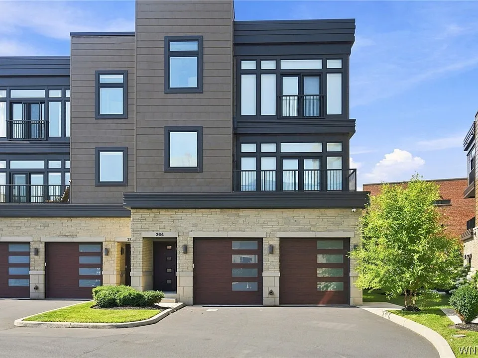 264 Lakefront Blvd