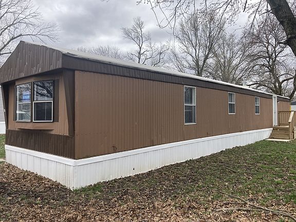 2nd image of 530 Reynolds Dr #62