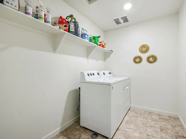 2757 Wren Dr — Photo 19