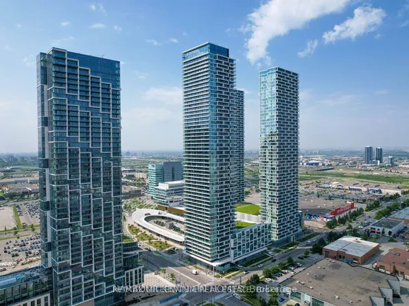 950 Portage Pkwy #4012, Vaughan, ON L4K 4Z4