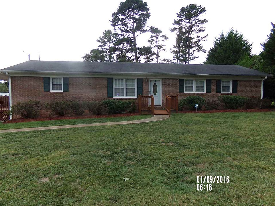 1st image of 225 Sequoia Dr