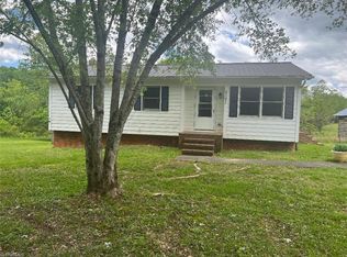 2121 Asbury Rd, Westfield, NC 27053